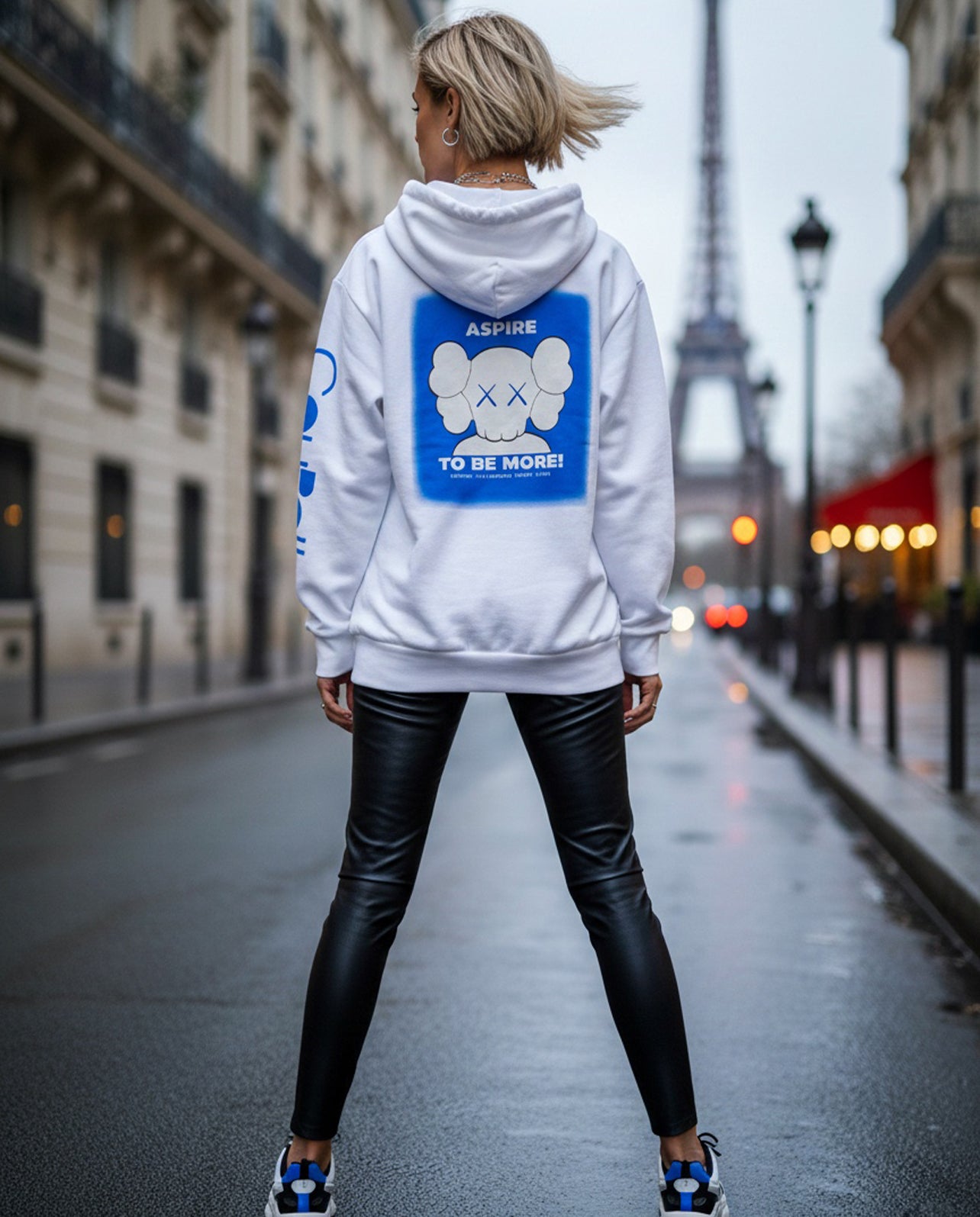 The Aspire Sky Cloud Pullover